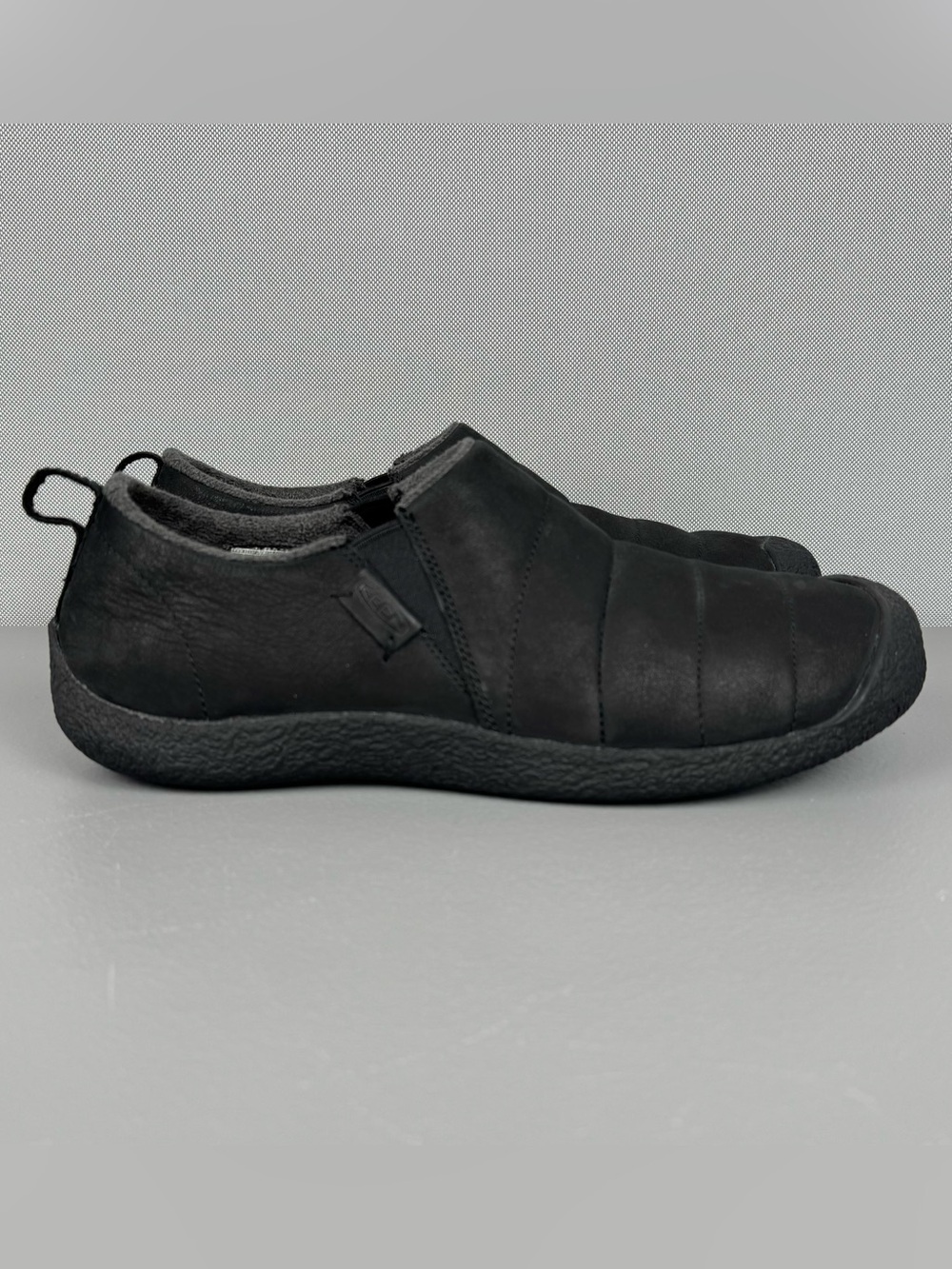 Keen Howser ll Shoes Mens 10.5 M Black Leather Fleece Lined Slip On 1023856